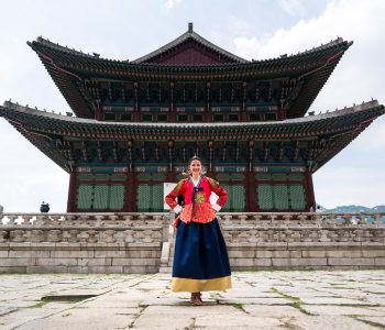 Hanbok Experience – Wearing Traditional Korean Dress in Seoul as a Tourist