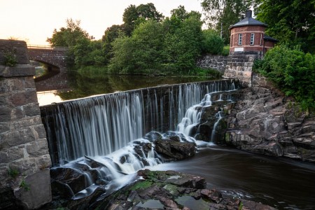 Vanhakaupunki waterfall and hydroelectric station