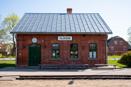aluksne narrow gauge railway station