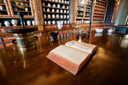most unusual pharmacies of the world