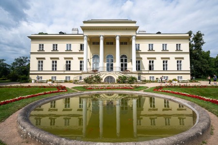 Tour at Kostelec nad Orlicí Castle
