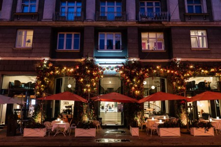 most instagrammable places in Vilnius Sugamour cafe